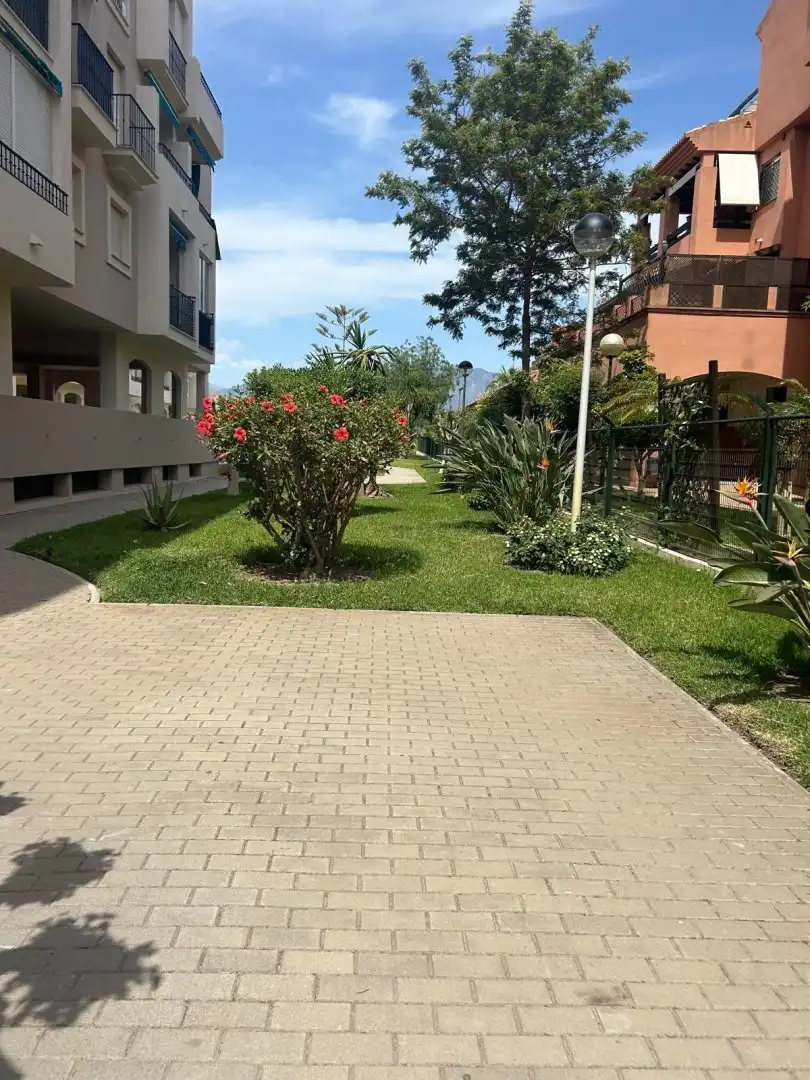 Parkplatz von Wohnung zum Verkauf in Salobreña mit Schwimmbad, Möbliert und Gemeinschaftspool