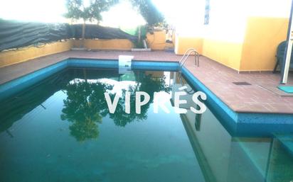 Swimming pool of Residential for sale in Sierra de Fuentes