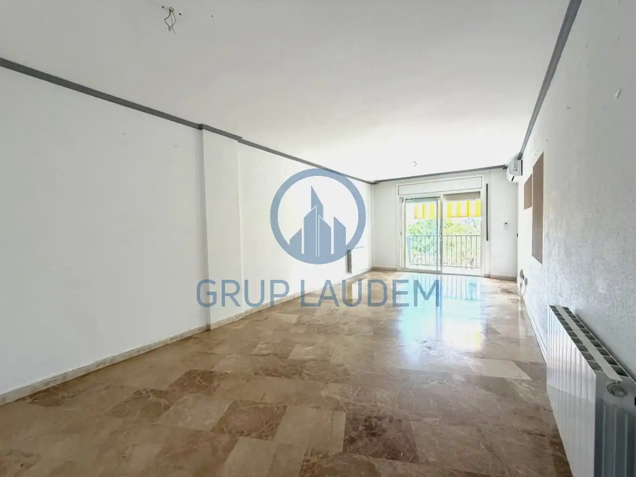 Exterior view of Flat for sale in Mataró  with Air Conditioner, Heating and Oven