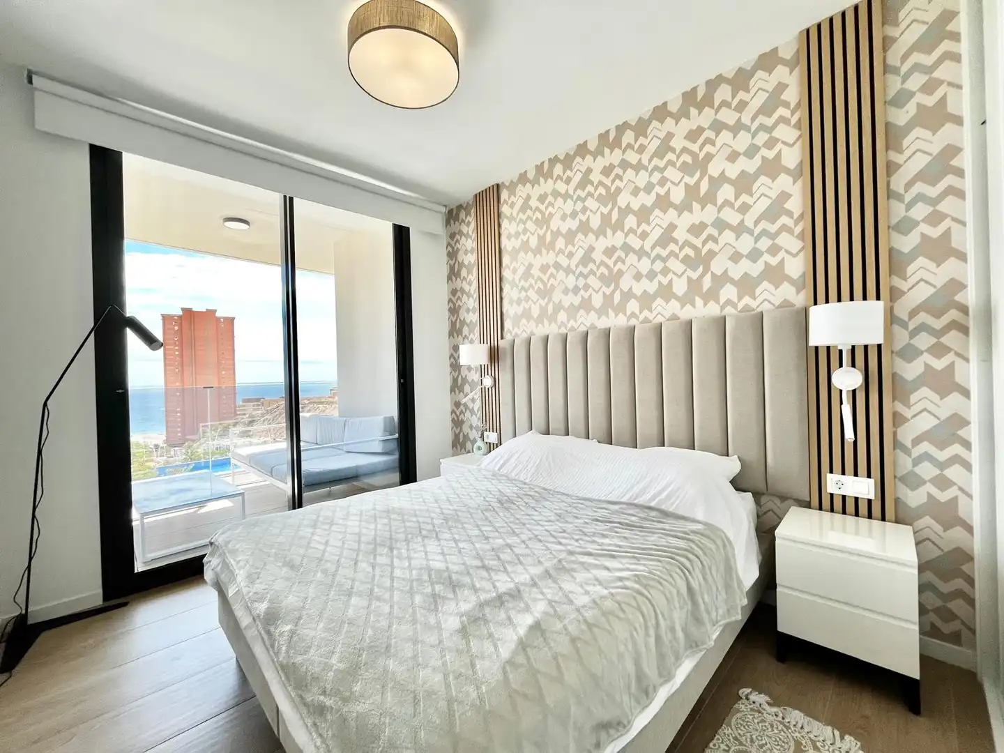 Apartamento con terraza en alquiler en Playa de Poniente, imagen 9