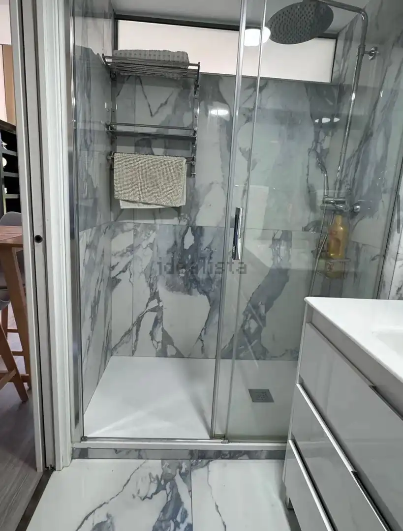 Bathroom of Duplexes for rent in Corpa, Madrid