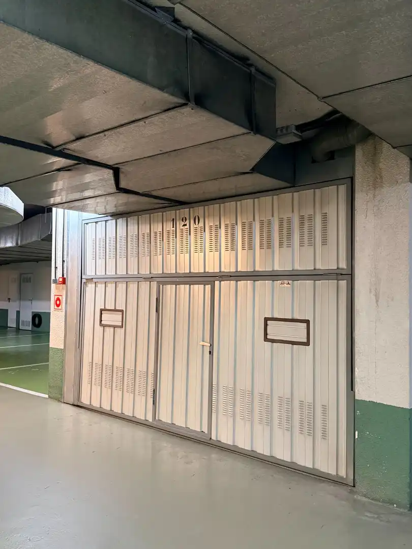 Parkplatz von Garage zum Verkauf in Donostia - San Sebastián 