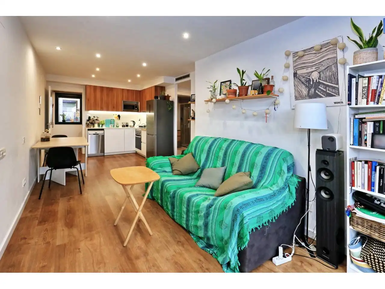 Wohnzimmer von Wohnung zum Verkauf in Barcelona mit Klimaanlage, Heizung und Parkett