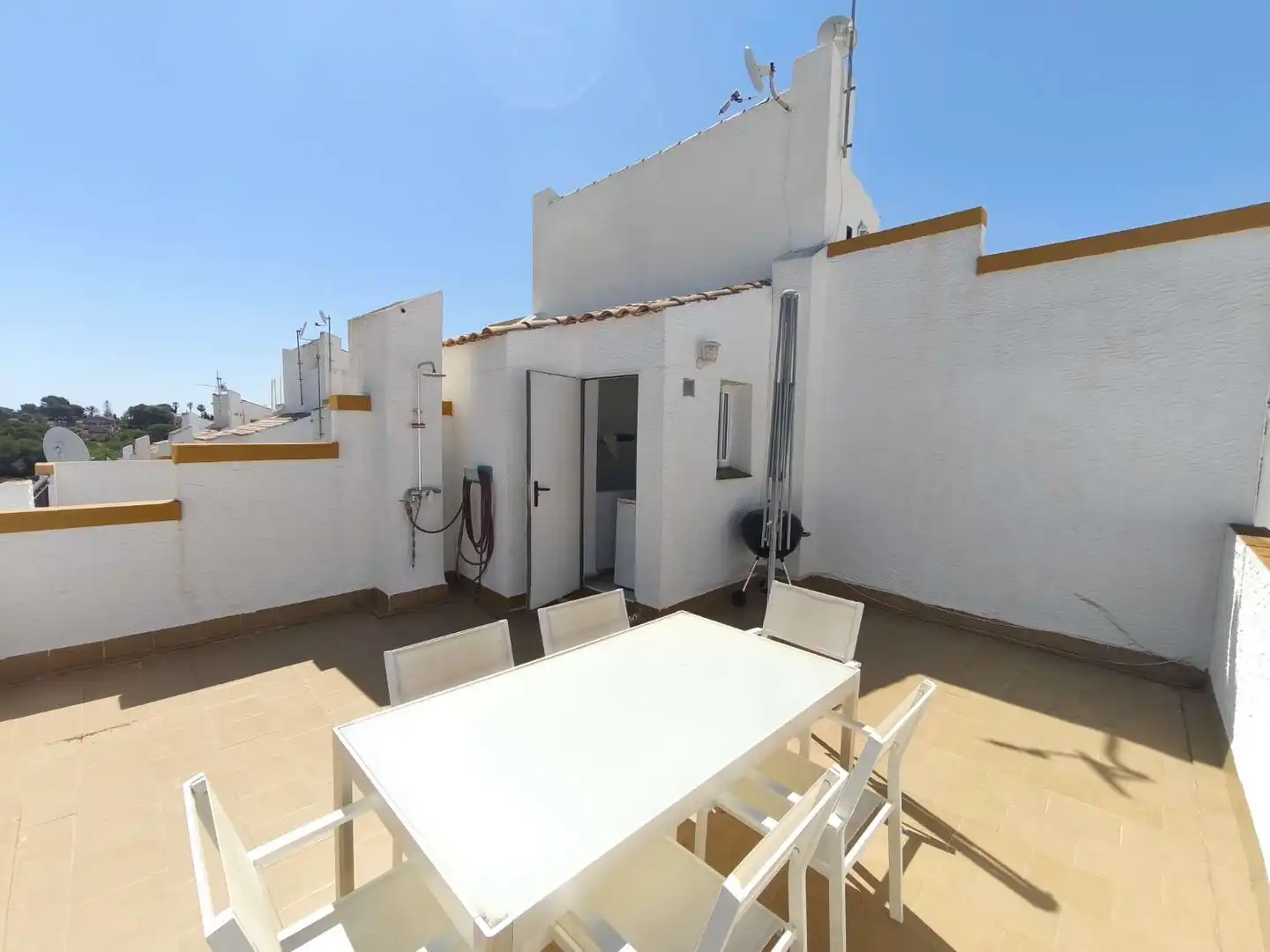 Terrassa de Dúplex en venda en Orihuela amb Terrassa, Piscina i Moblat