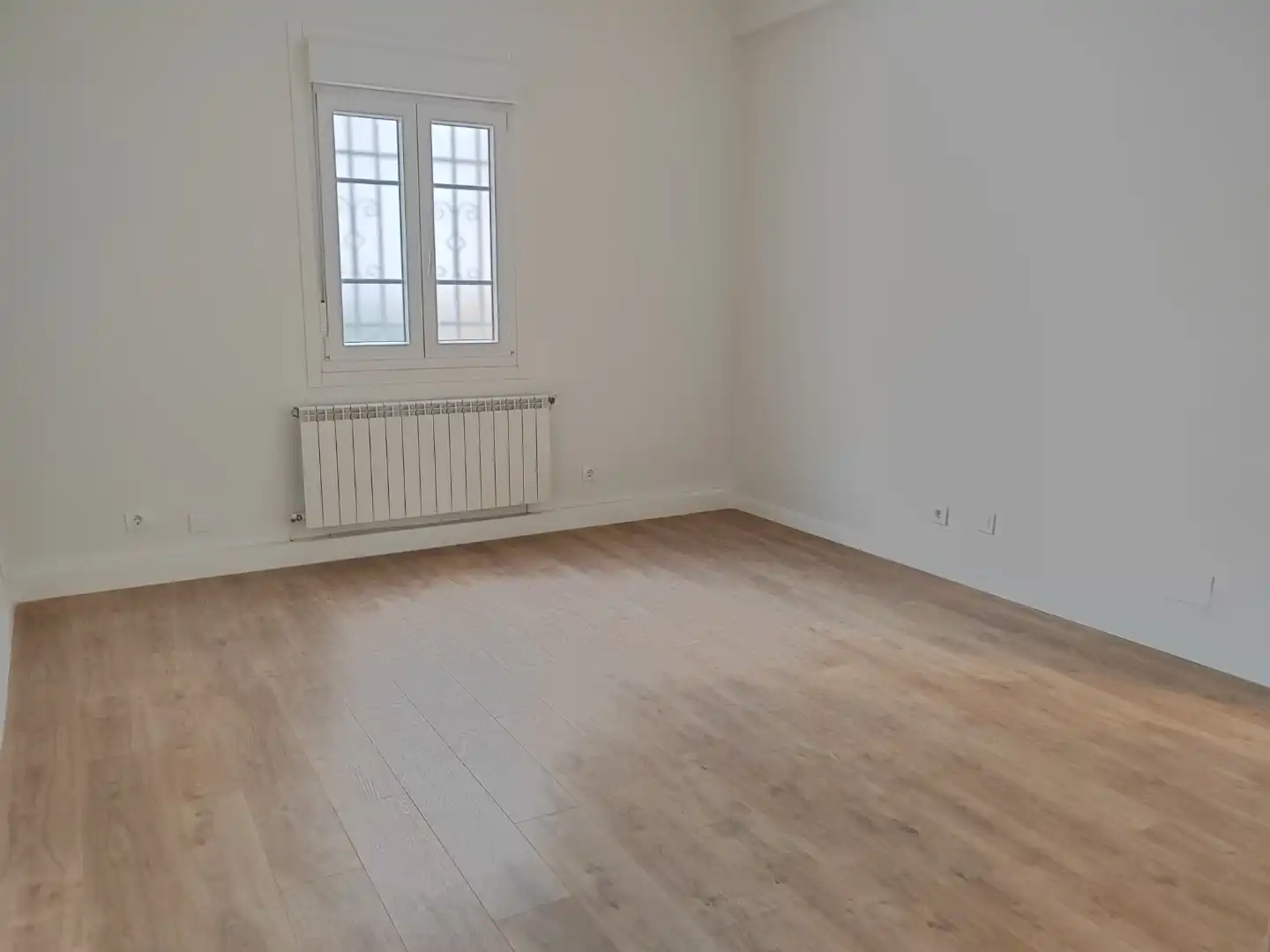 Bedroom of Flat for sale in Betanzos, A Coruña