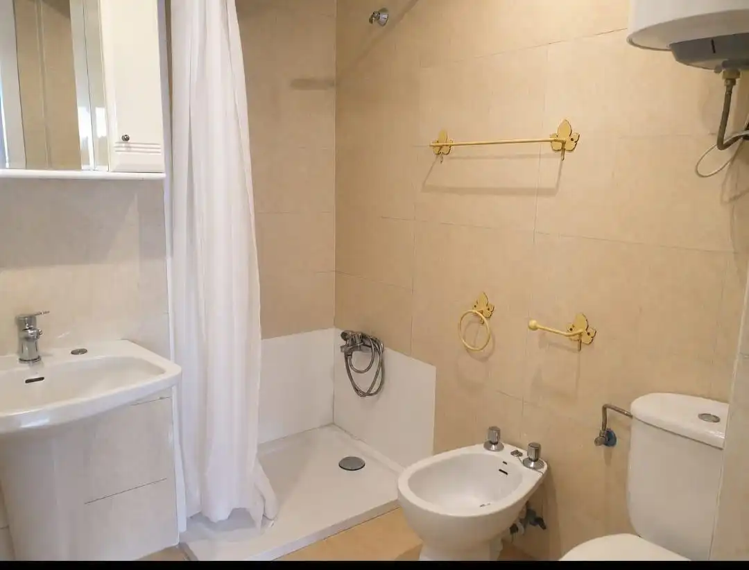 Baño de Planta baja en venta en Laredo con Terraza