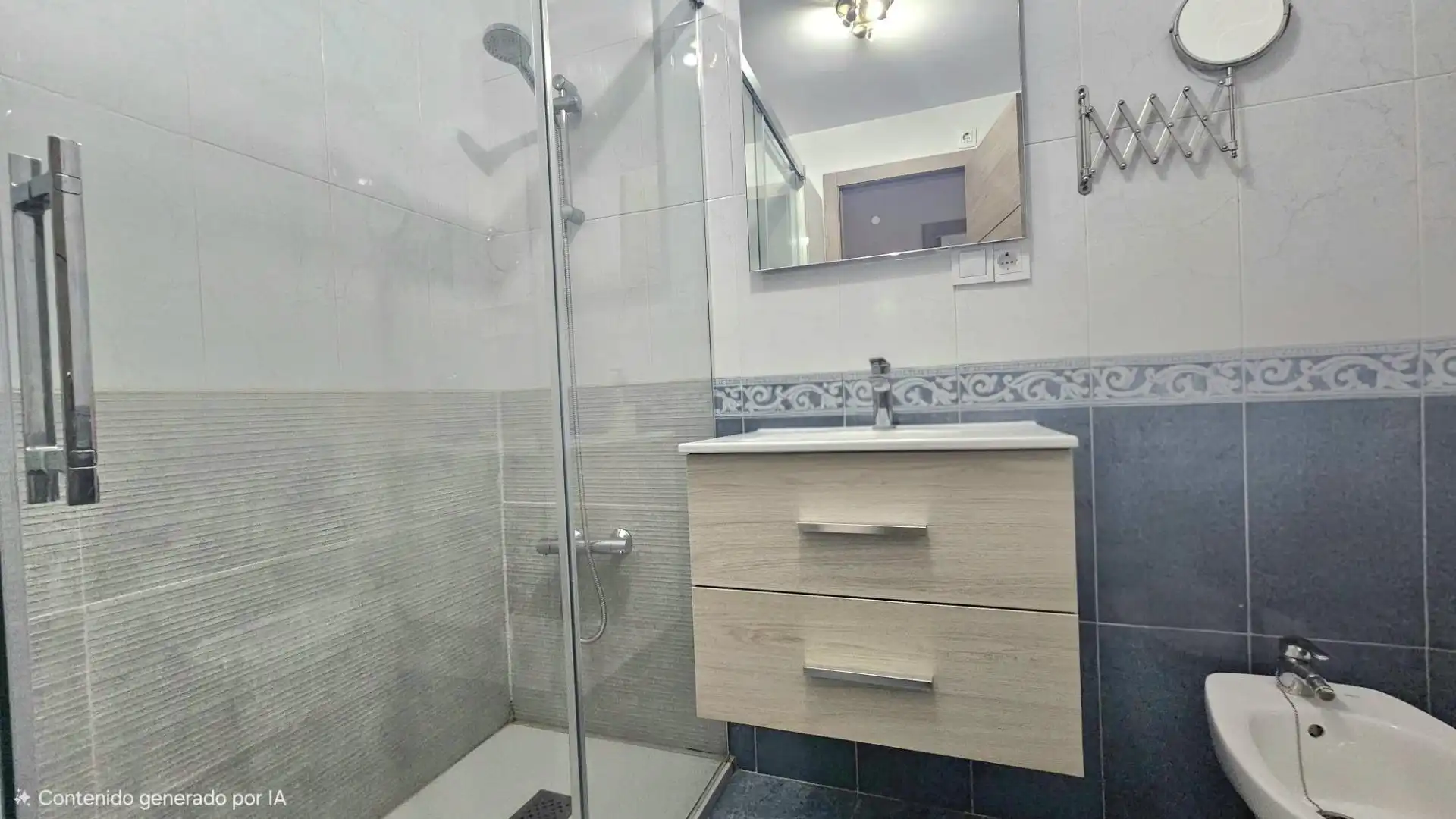 Bany de Planta baixa en venda en Fuengirola amb Aire condicionat