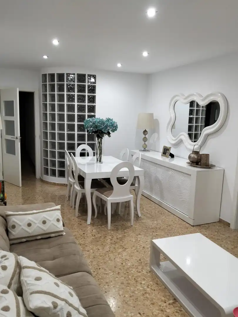 Flat with terrace for sale in Calle CERVANTES, imagen 4