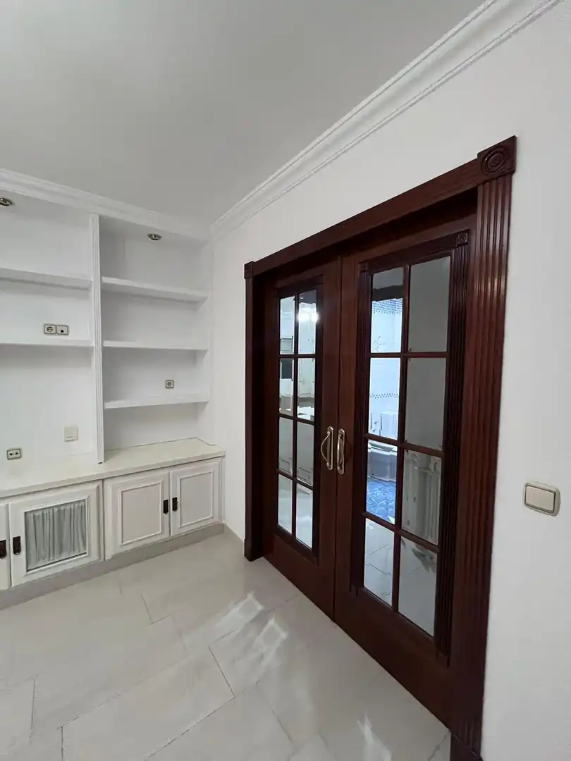 Apartamento de alquiler en Parque Ayala - Jardín de la Abadía - Huelín