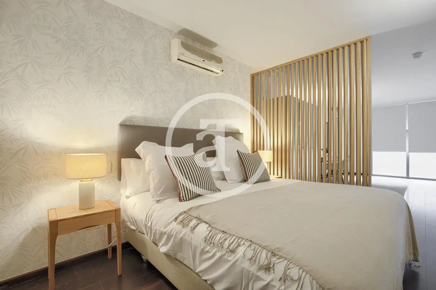 Bedroom of Duplexes for rent in Madrid  with Air Conditioner, Heating and Furnished