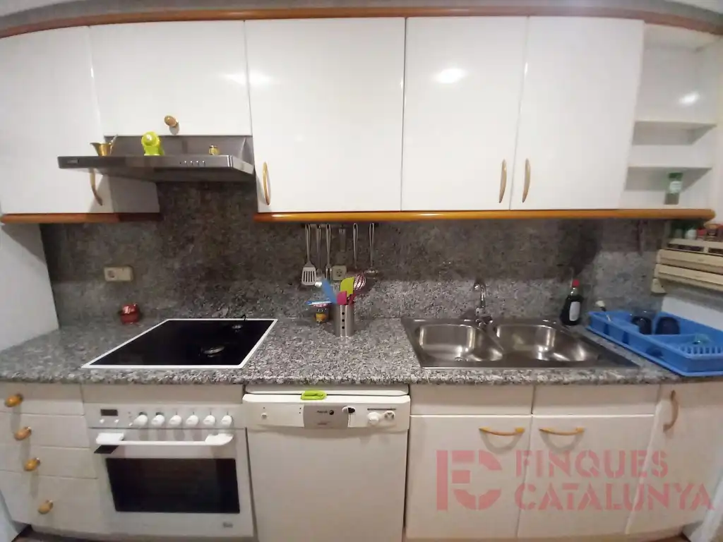 Cuina de Pis en venda en Girona