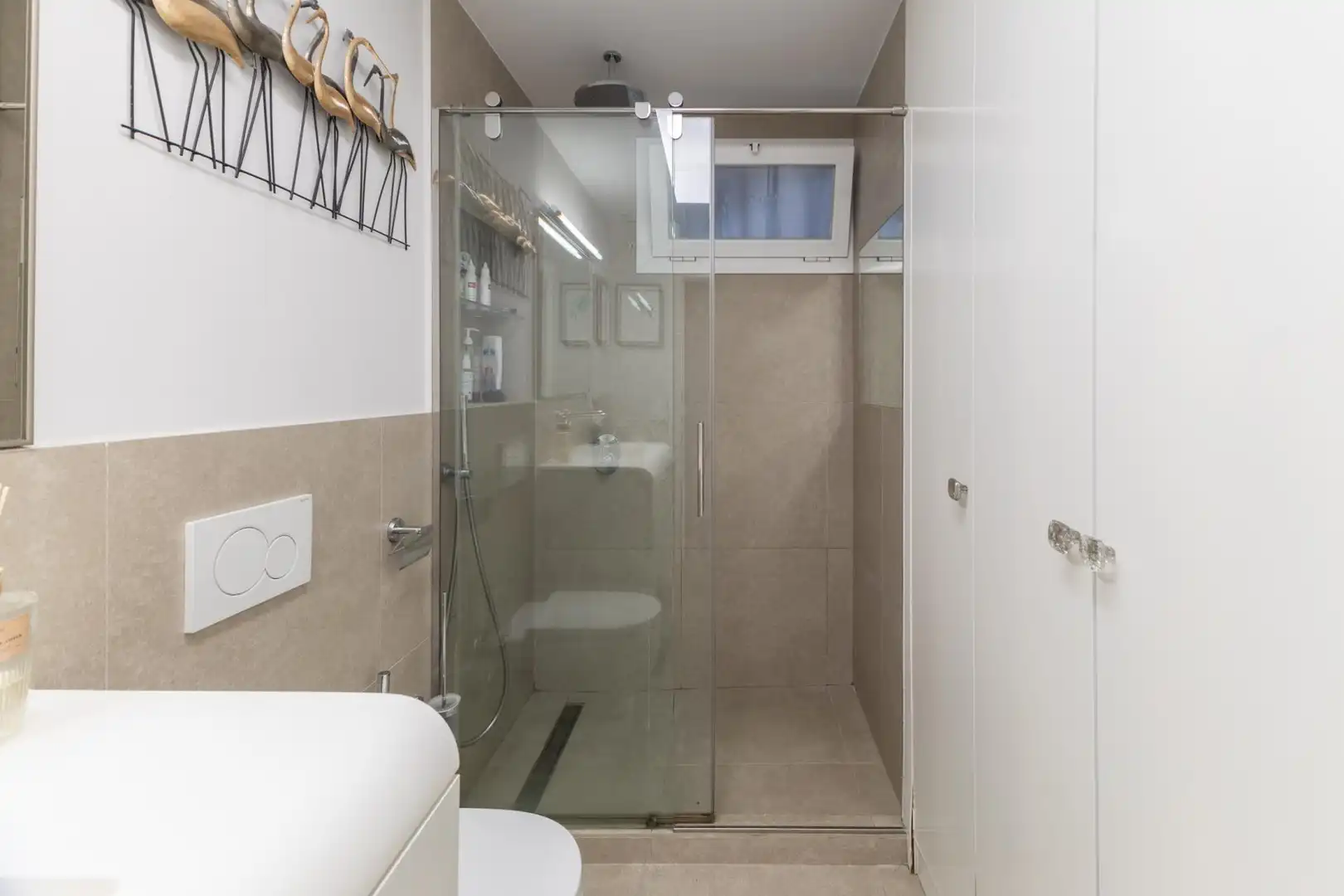 Baño de Apartamento de alquiler en Madrid con Calefacción, Amueblado y Balcón