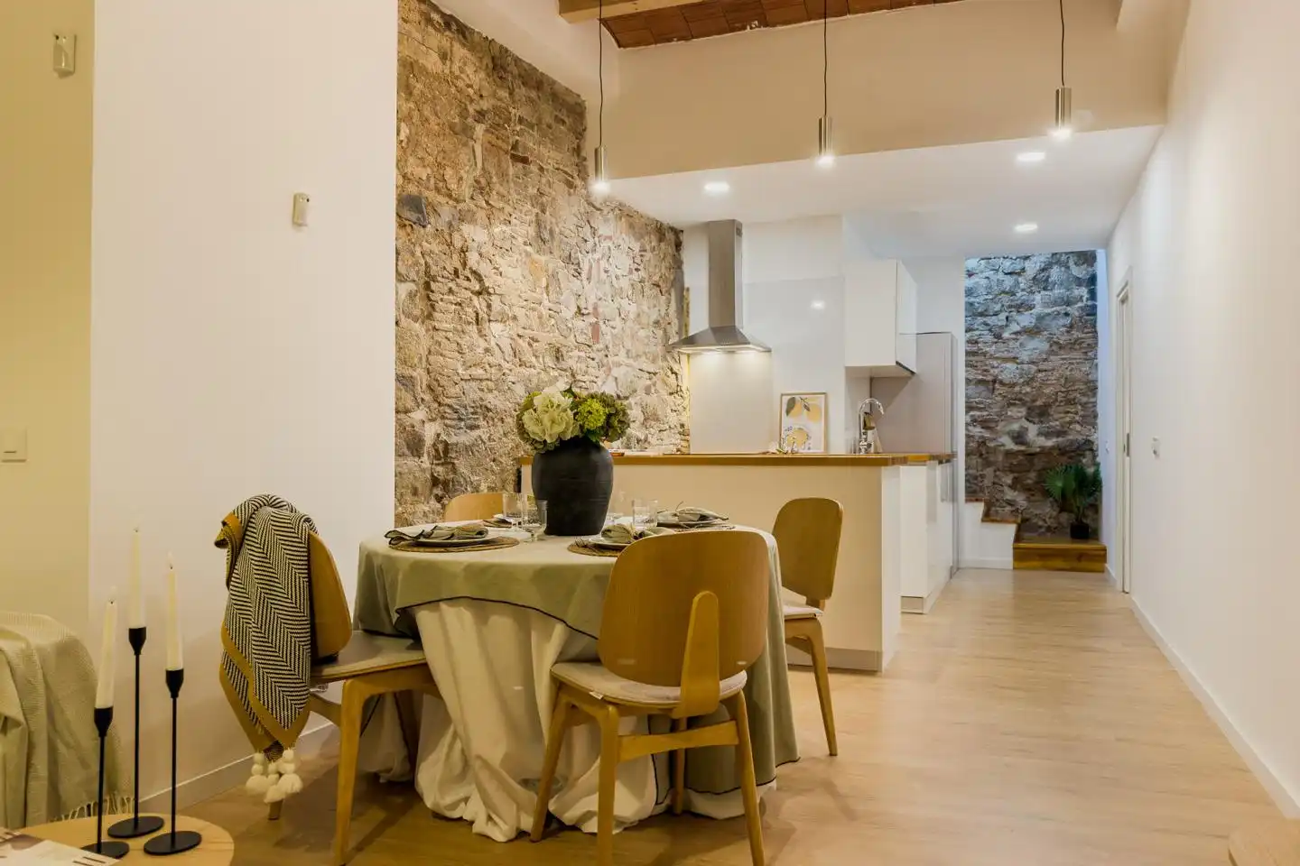 Comedor de Dúplex en venta en Barcelona con Aire acondicionado y Amueblado