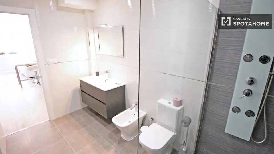 Room in El Poblenou