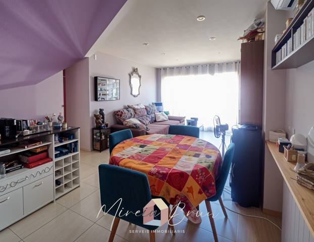 Dúplex en Venta en Tona