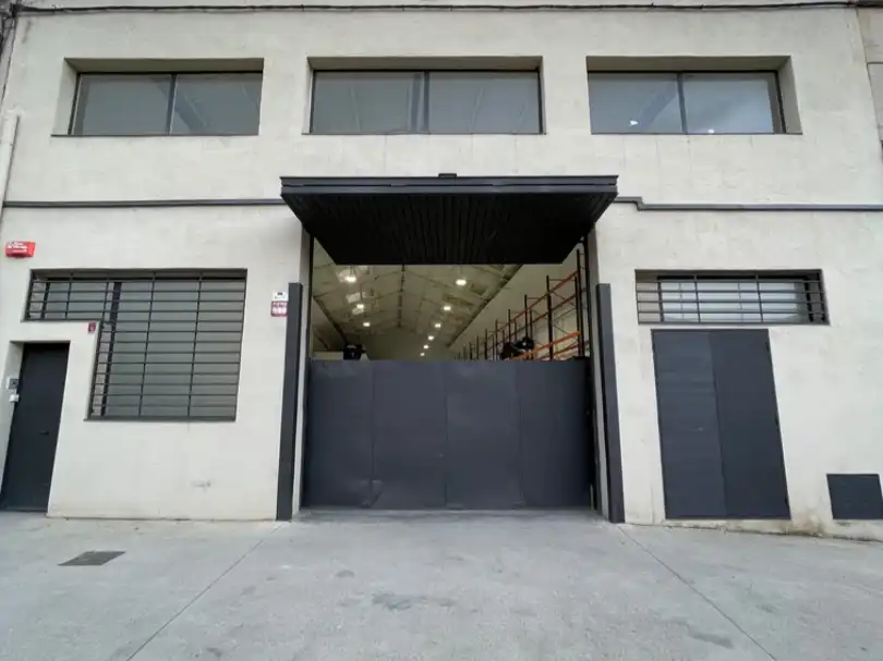 Industriegebäude zur Miete in Riera de la Salut 54