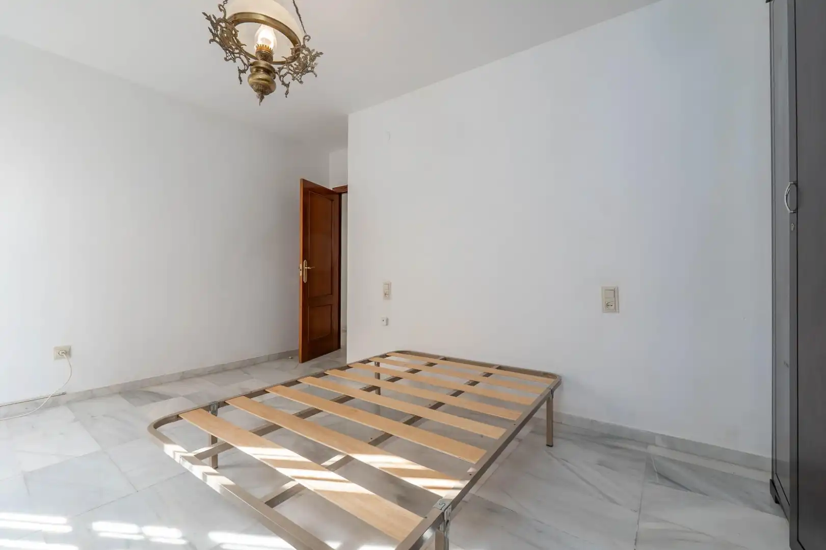 Schlafzimmer von Wohnung zur Miete in La Zubia mit Klimaanlage