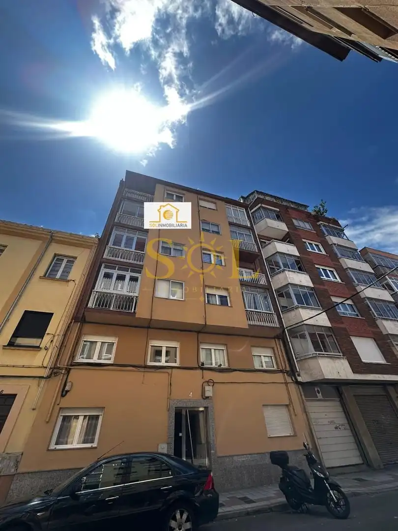 Piso en venta en Calle San Juan de la Cruz, 4, San Mamés - La Palomera