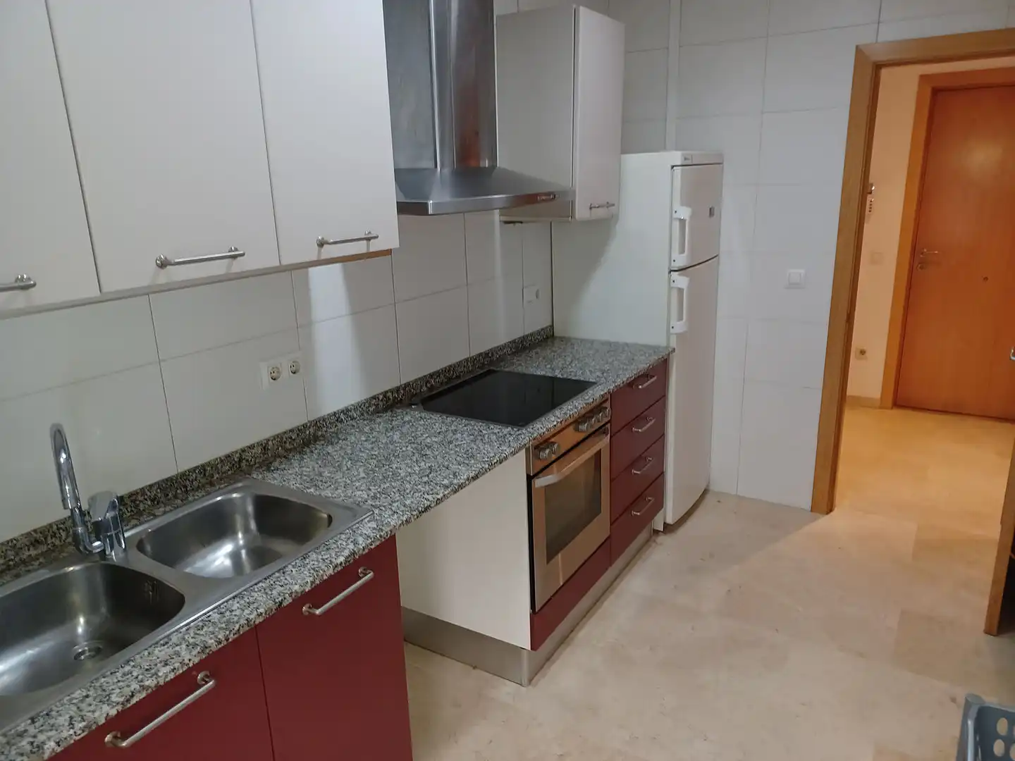 Cocina de Planta baja en venta en Figueres con Calefacción, Trastero y Amueblado