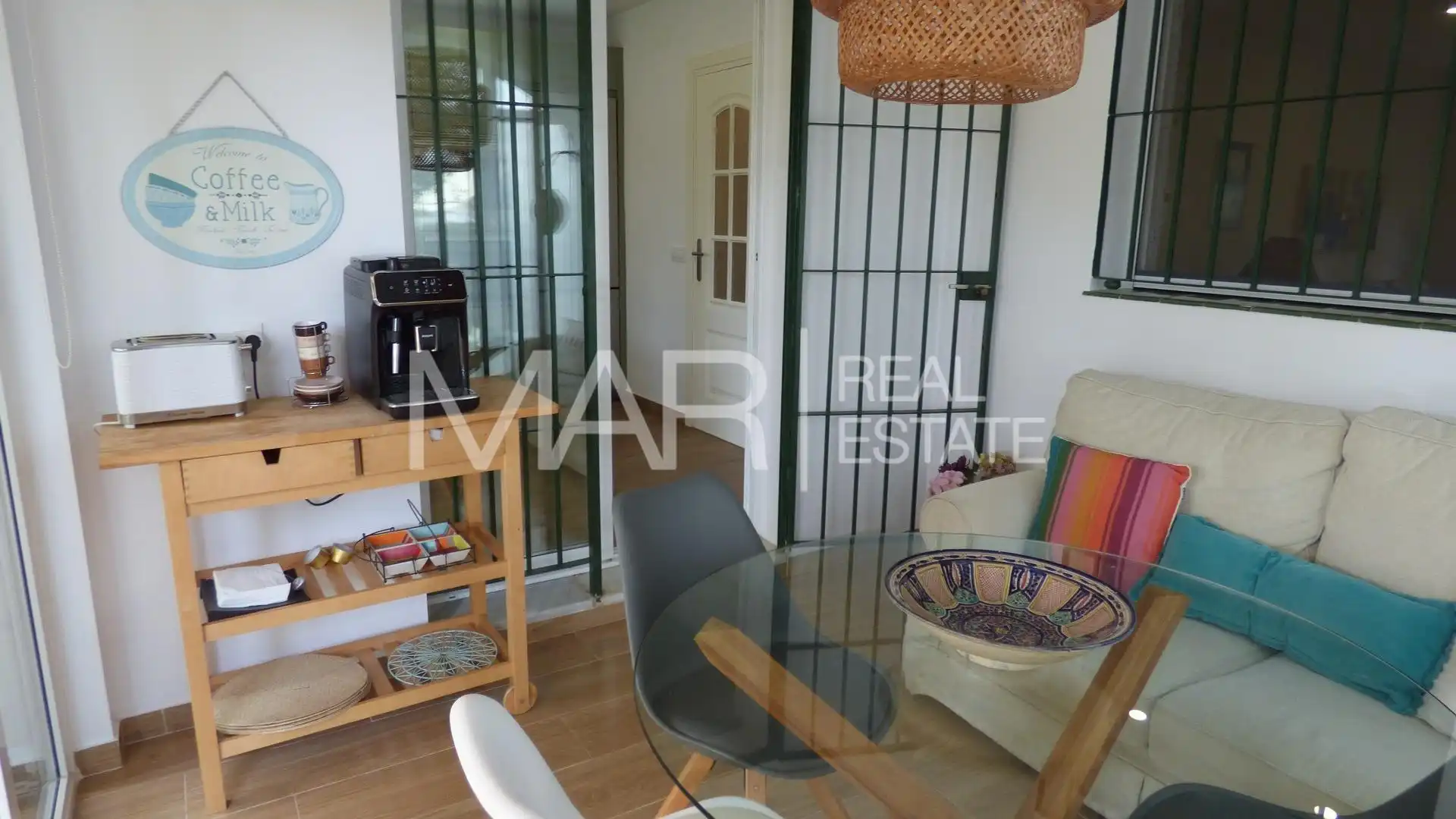 Menjador de Casa o xalet en venda en Chiclana de la Frontera amb Aire condicionat, Jardí privat i Terrassa