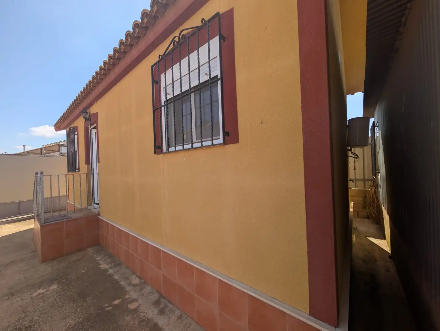 Vista exterior de Casa o chalet en venta en Cartagena con Aire acondicionado y Amueblado
