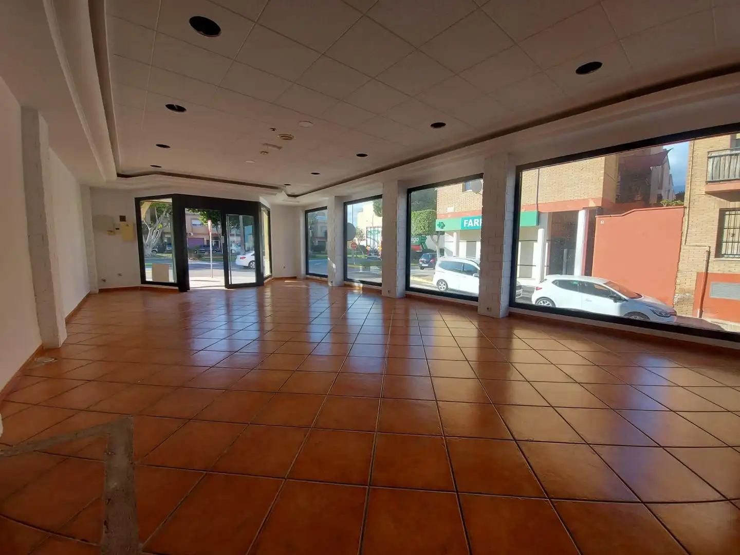 Local comercial en venda a El Ejido Ciudad, imagen 5