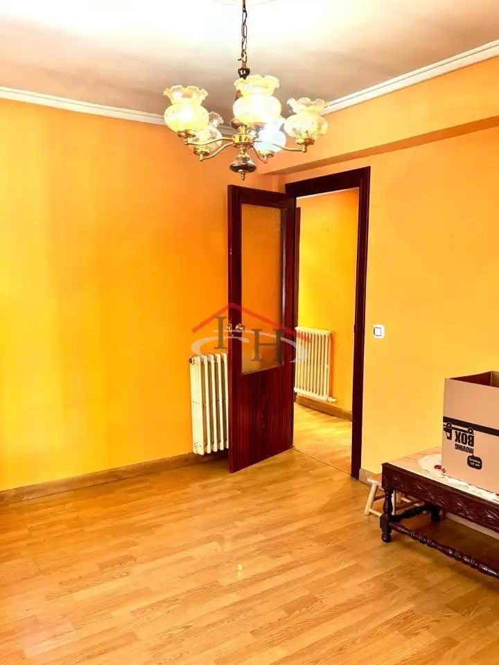 Flat for sale in León Capital   with Heating, Parquet flooring and Storage room