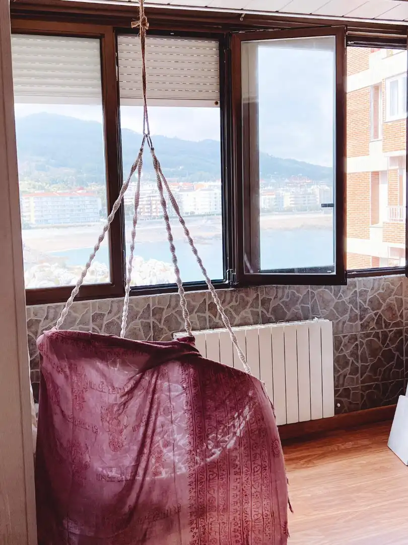 Bedroom of Flat for rent in Castro-Urdiales  with Heating, Terrace and Furnished