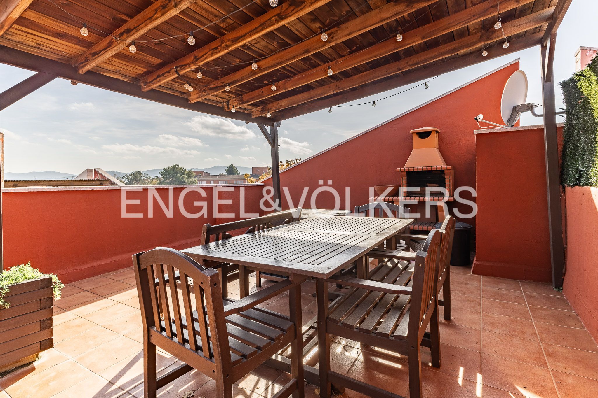 Terrassa de Àtic en venda en Cerdanyola del Vallès amb Aire condicionat, Calefacció i Jardí privat