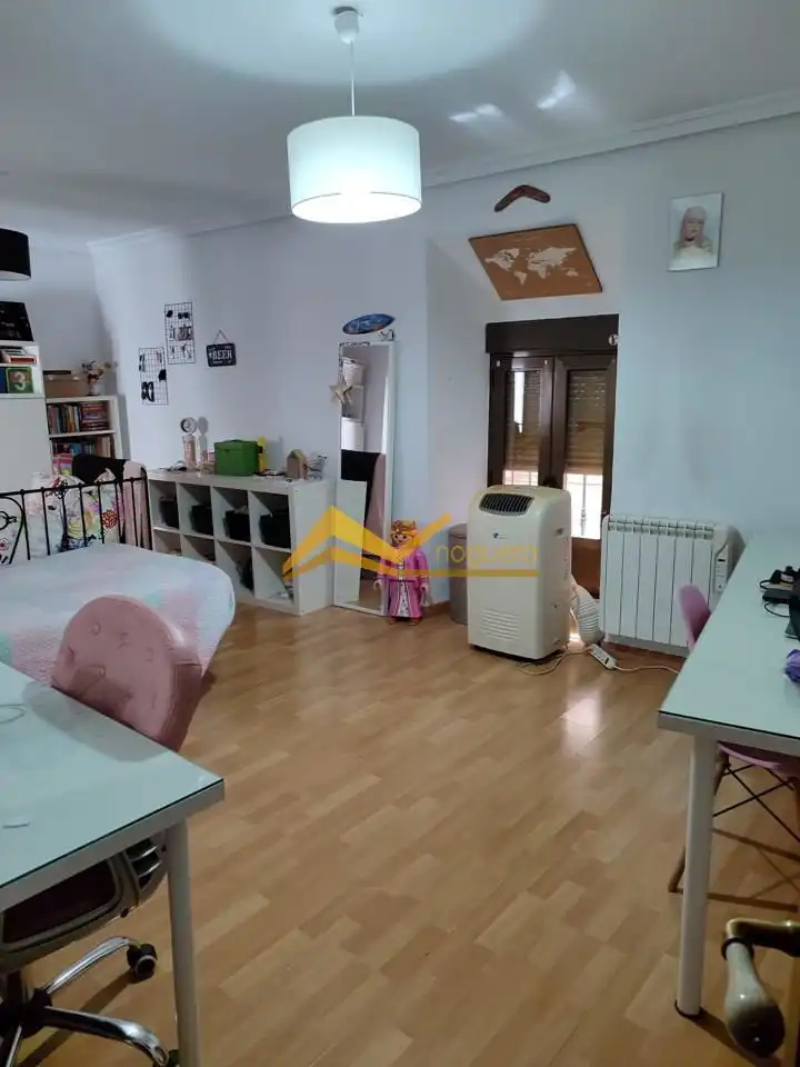Casa amb terrassa en venda a canovas del castillo, imagen 25
