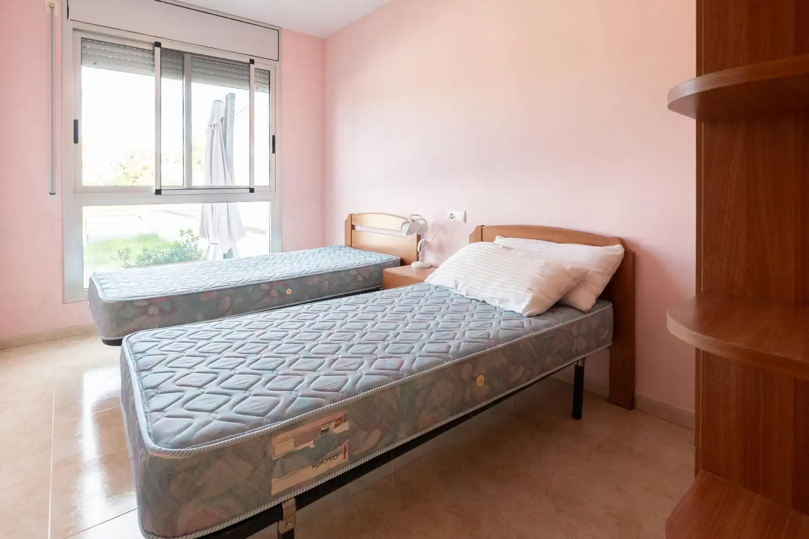 Dormitori de Casa o xalet en venda en Amposta amb Aire condicionat, Jardí privat i Terrassa