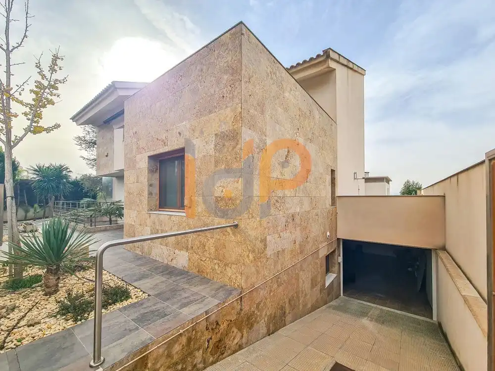 Vista exterior de Casa o chalet en venta en Huércal-Overa con Aire acondicionado, Calefacción y Jardín privado