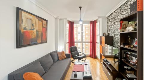 Foto 3 de Piso en venta en Del Cerro Milano, Ensanche de Vallecas - La Gavia, Madrid