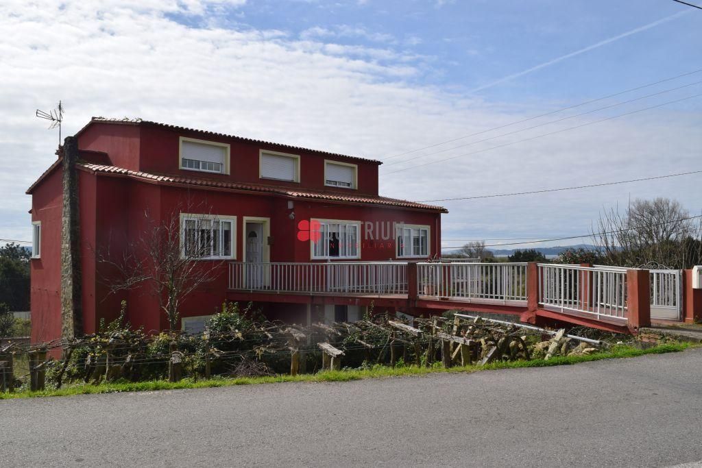Exterior view of House or chalet for sale in Boiro  with Heating and Balcony