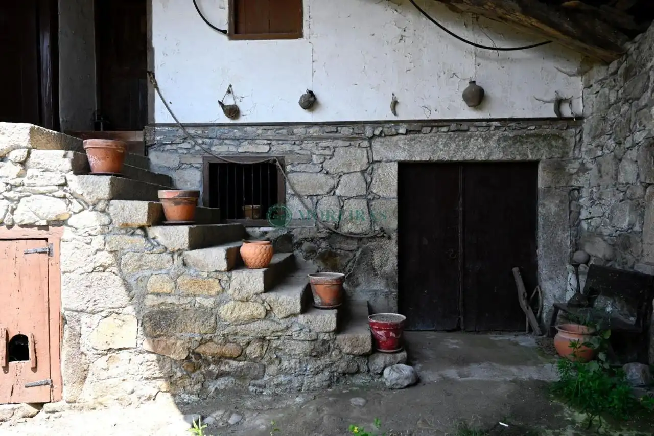 Finca rústica en venta en Pantón con Calefacción y Jardín privado