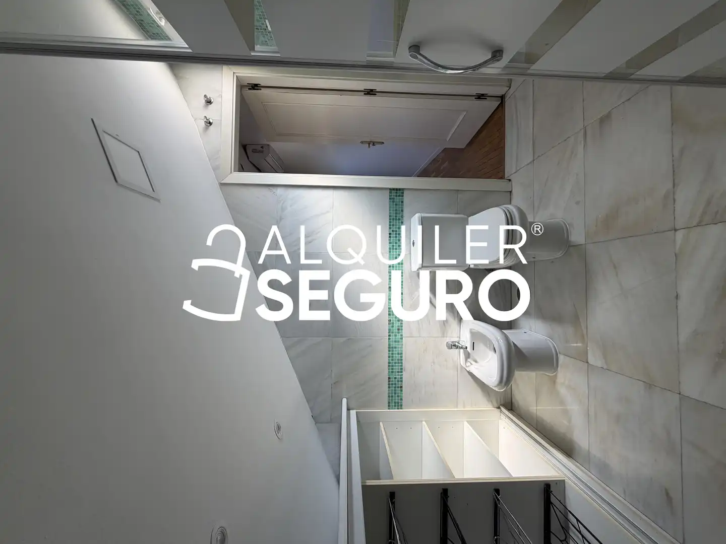 Bathroom of Attic for rent in Torrelodones  with Air Conditioner, Heating and Terrace