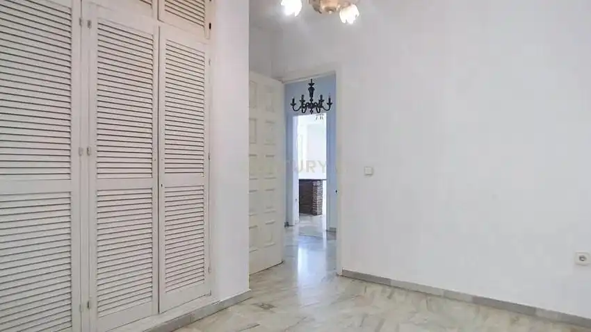 Apartment with pool for sale in Castillo Sohail - Myramar, imagen 9