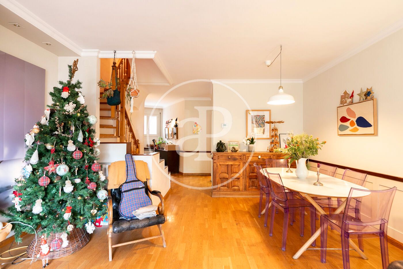 Menjador de Casa adosada en venda en Sant Just Desvern amb Aire condicionat, Calefacció i Jardí privat