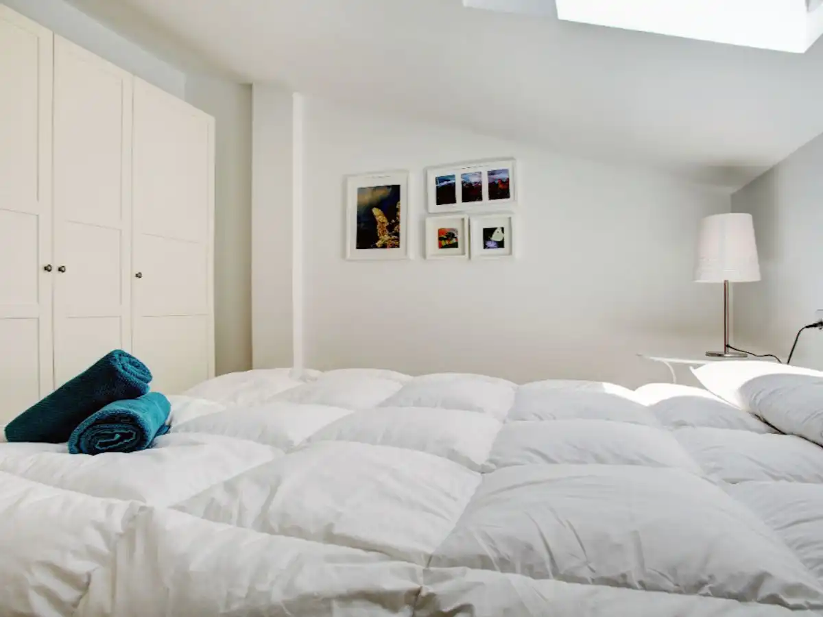 Schlafzimmer von Maisonette zur Miete in Benaocaz mit Klimaanlage, Heizung und Parkett