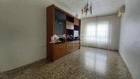 Living room of Flat for sale in Elda  with Air Conditioner, Heating and Balcony