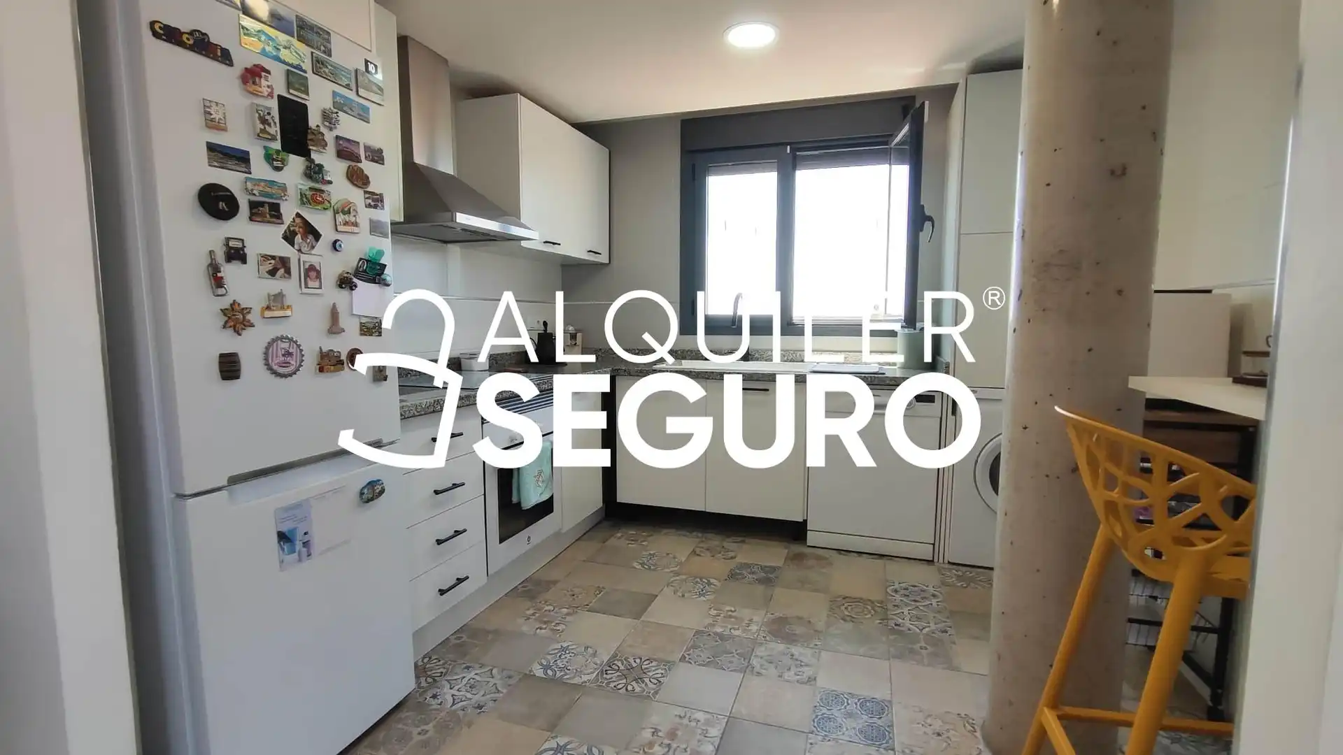 Küche von Dachboden zur Miete in Sagunto / Sagunt mit Klimaanlage, Terrasse und Abstellraum