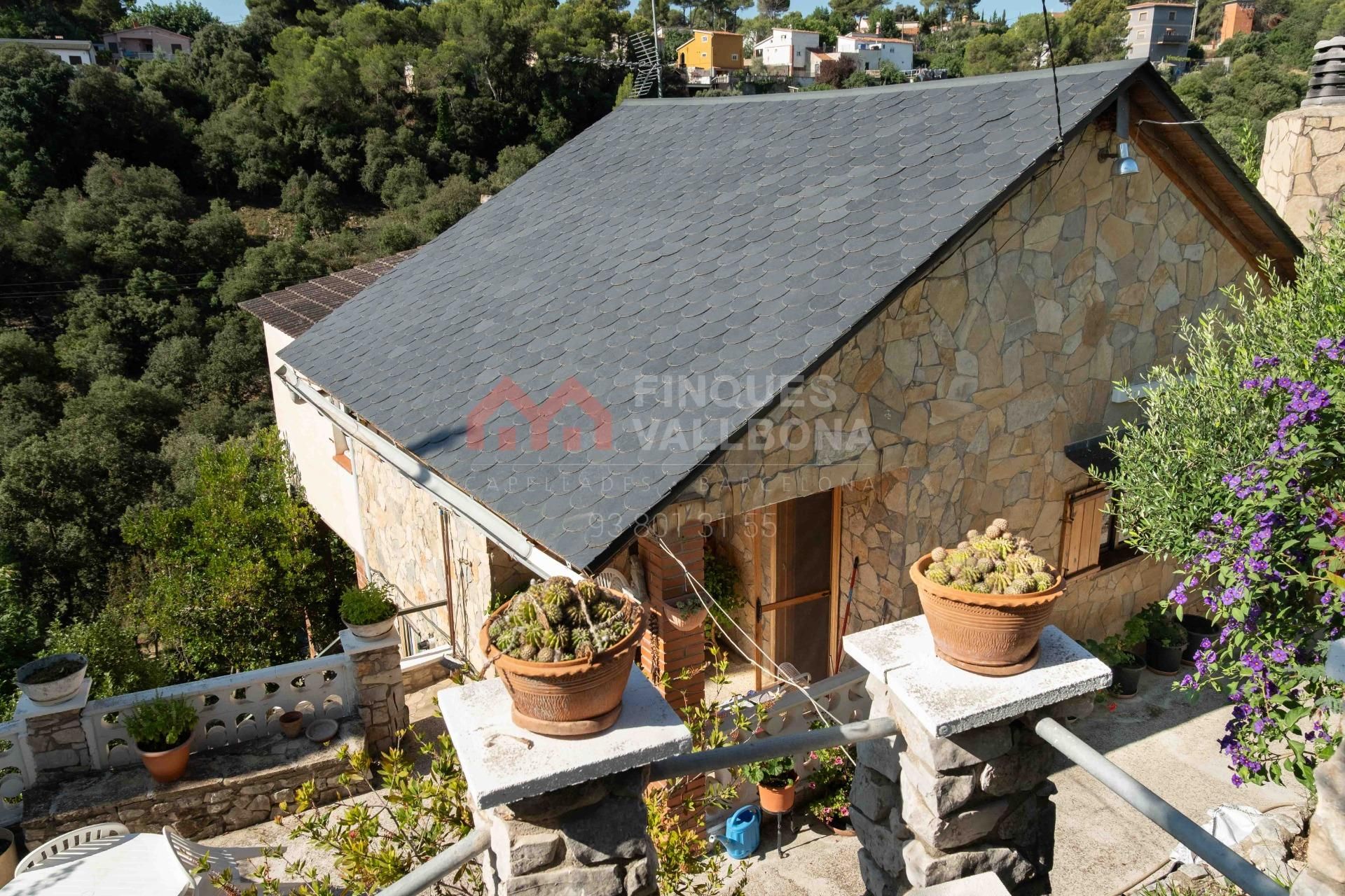 Vista exterior de Casa o xalet en venda en La Torre de Claramunt amb Aire condicionat, Calefacció i Jardí privat