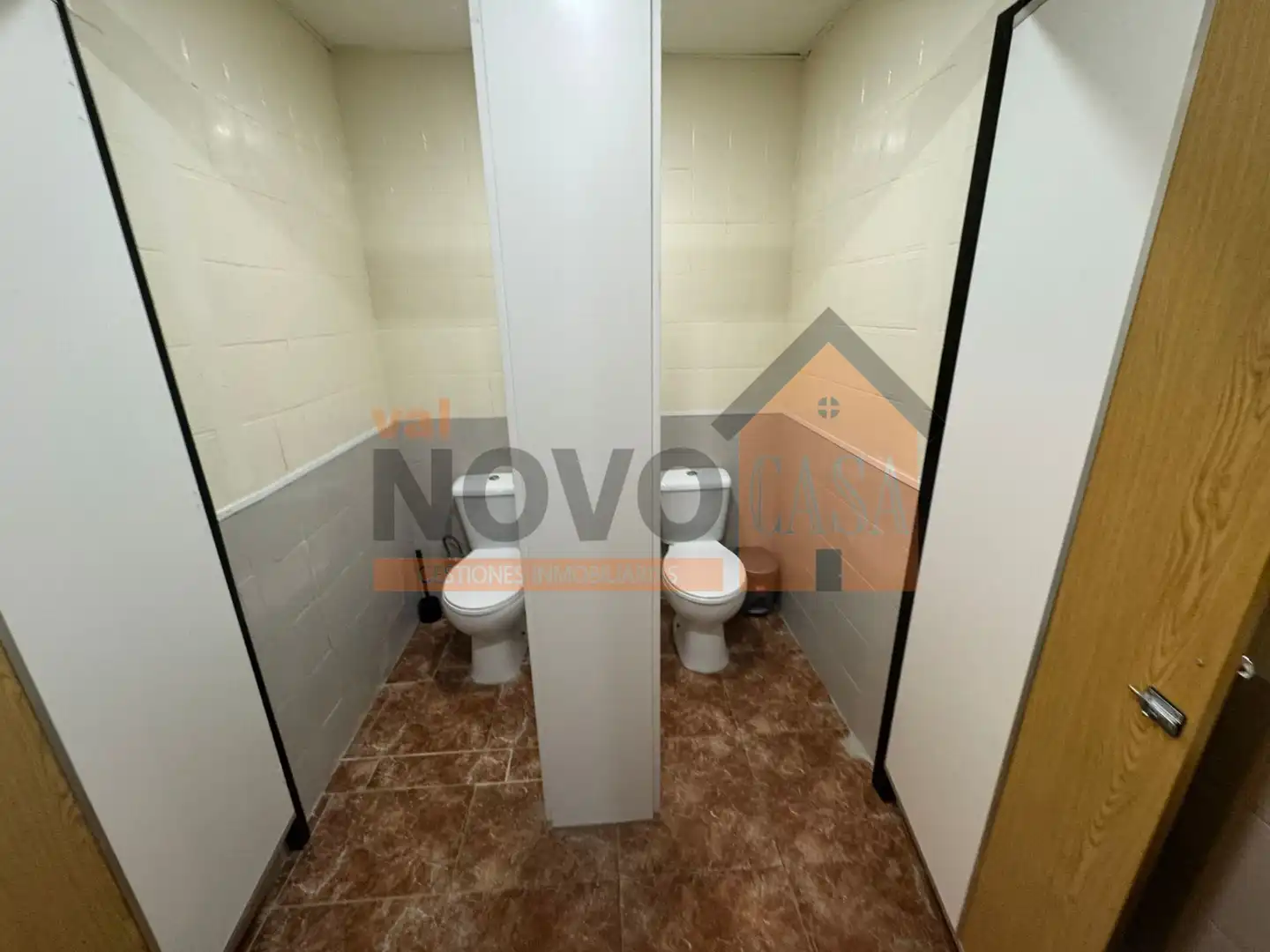 Business premises to rent in Luis Vives, imagen 8