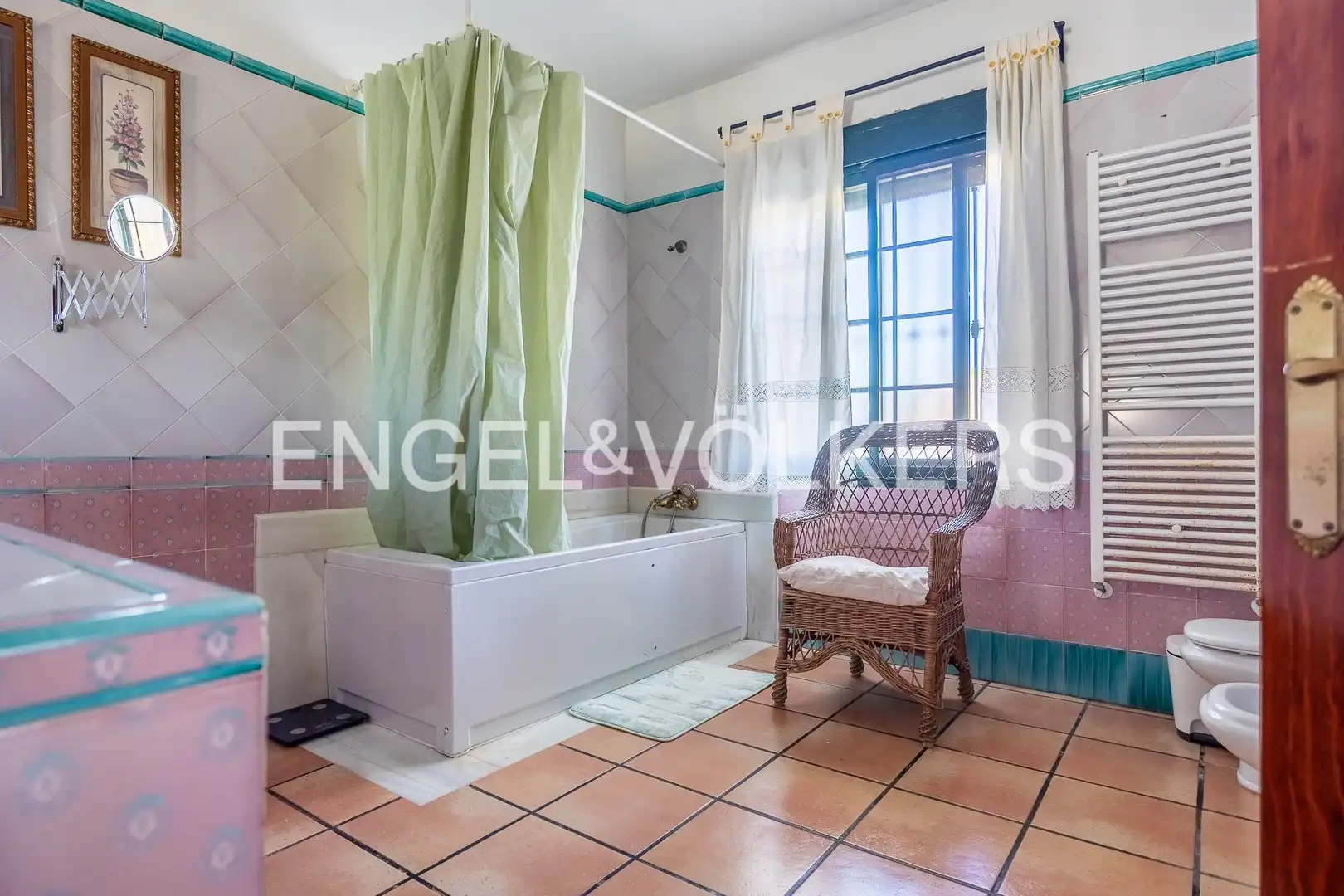 Baño de Casa o chalet en venta en Castilleja del Campo con Aire acondicionado, Calefacción y Jardín privado