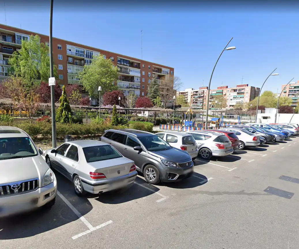 Aparcamiento en venta en Pz. del Turia, imagen 3