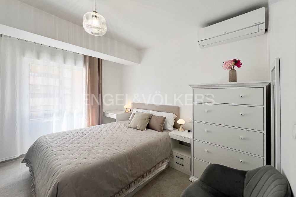 Dormitori de Apartament de lloguer en  Valencia Capital amb Aire condicionat, Calefacció i Moblat