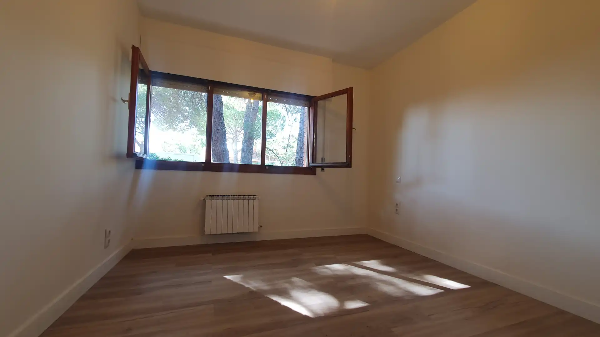 Dormitori de Casa o xalet de lloguer en Valdemorillo amb Calefacció, Jardí privat i Terrassa