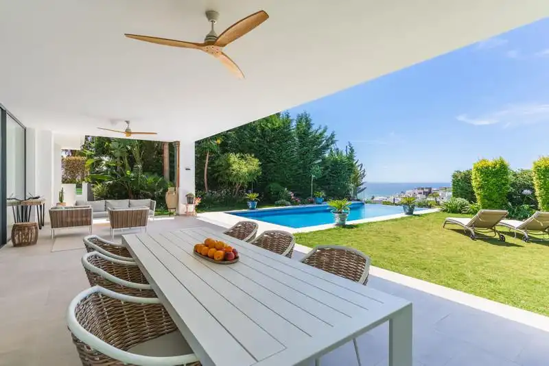 Terraza de Casa o chalet de alquiler en Elviria - Cabopino