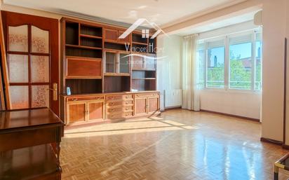 Flat for sale in Illescas, Aluche, Latina,  Madrid Capital