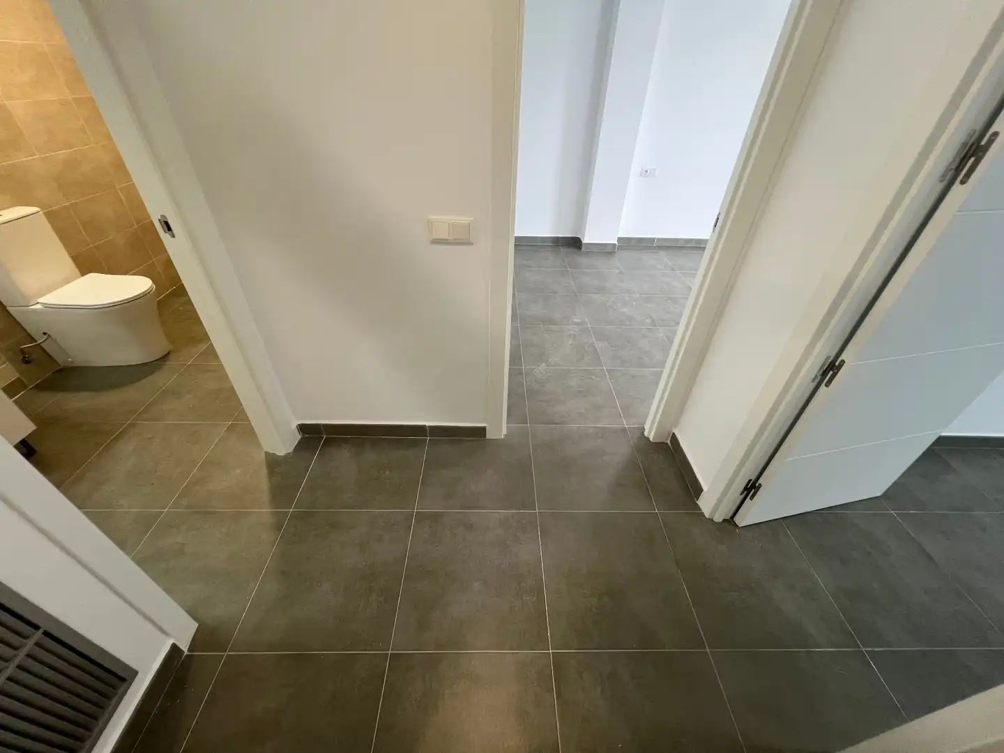Wohnung zum Verkauf in La Fuliola mit Klimaanlage, Heizung und Abstellraum